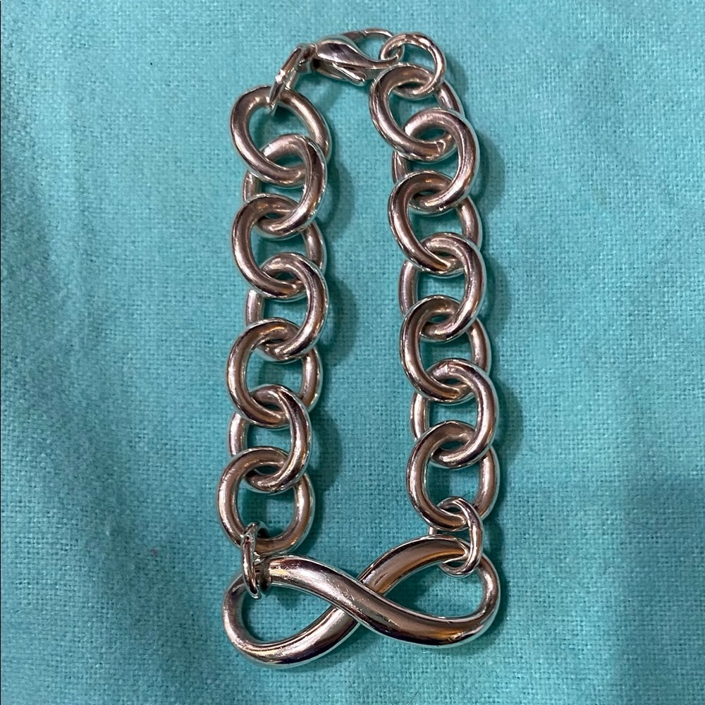 Tiffany & Co. Infinity Bracelet Wide Link 7.5" NEW